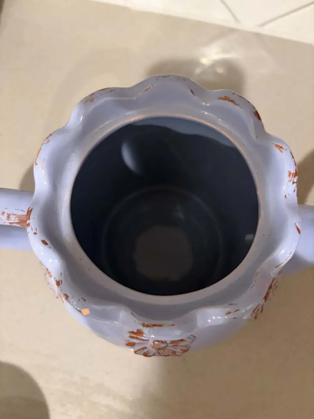 Countryside ceramic teapot